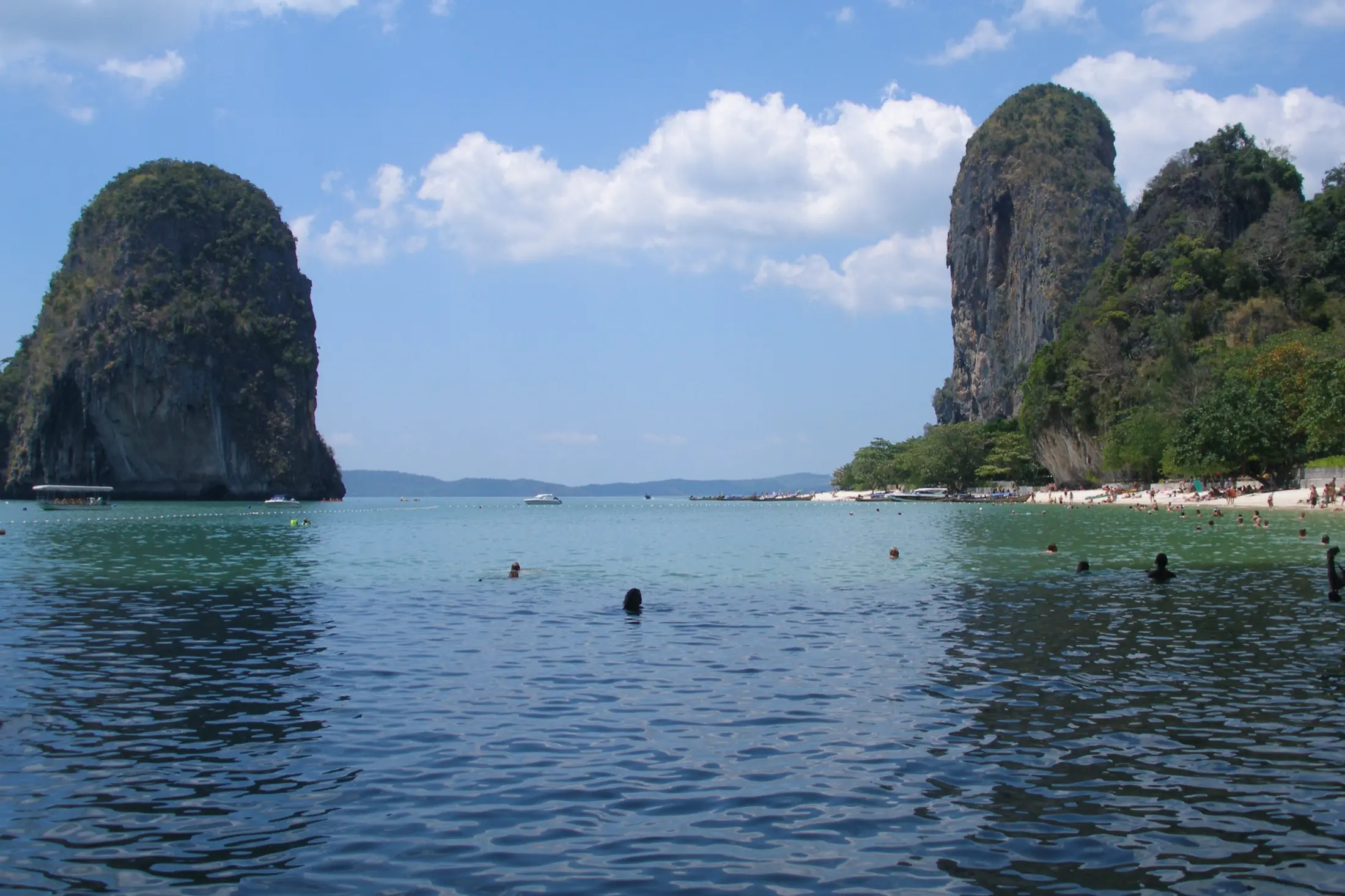 หาดไร่เลย์